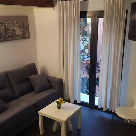 Apartamento Clavel דירה *